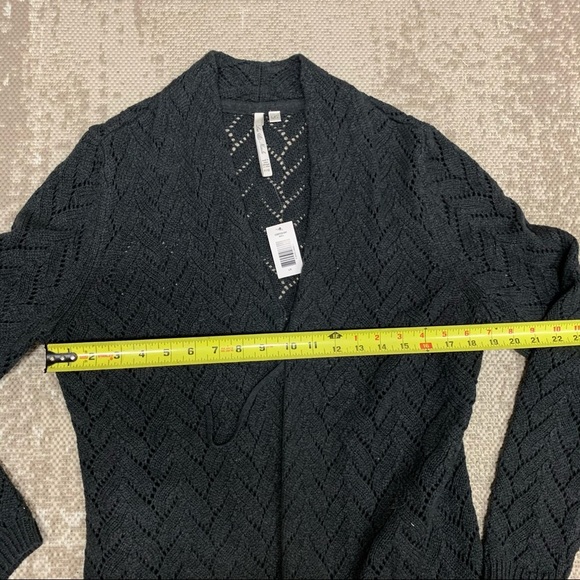 Leo & Nicole Cardigan Sweater - Picture 16 of 16